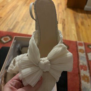 LOEFFLER RANDALL Camellia Knot Ankle-Strap Sandals Size Medium